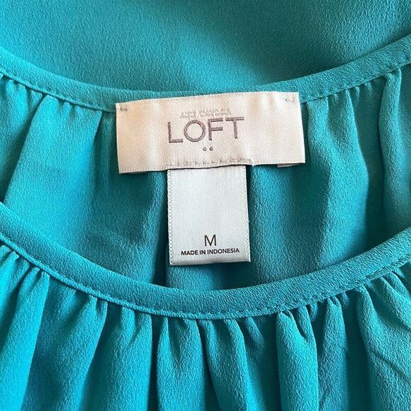 LOFT Women's Teal Layered Round Neck Sleeveless Top Size Medium NWOT - Picture 7 of 9